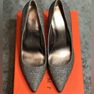 Ivanka Trump Gold Multi Textured Glitter - Size 6.5M - 4 3/4 Heel